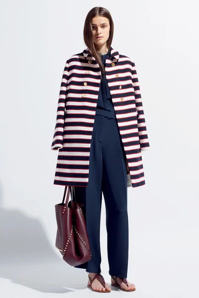 Look 16
